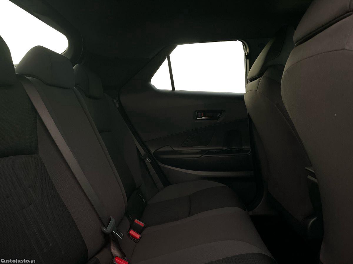 Toyota C-HR 2.0 HDF Plug-in Square Collection — fotografia 9