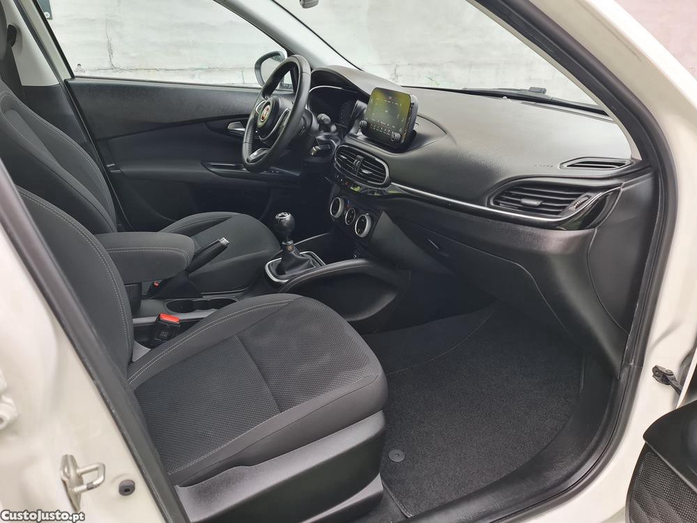 Fiat Tipo SW 1.6 M-Jet 130cv — fotografia 7