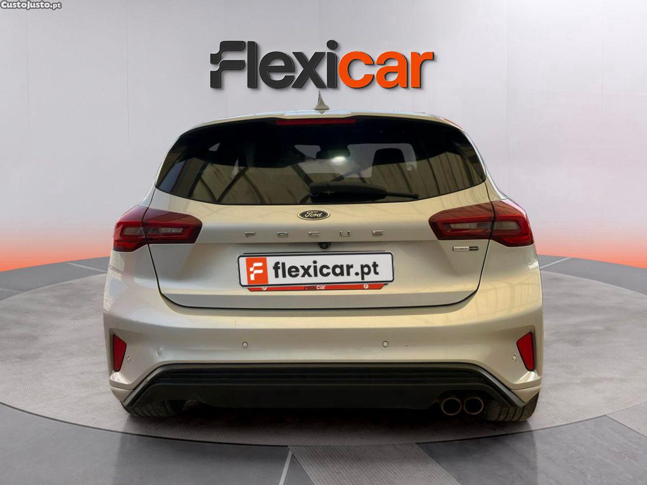 Ford Focus 1.0 EcoBoost MHEV ST-Line — fotografia 14
