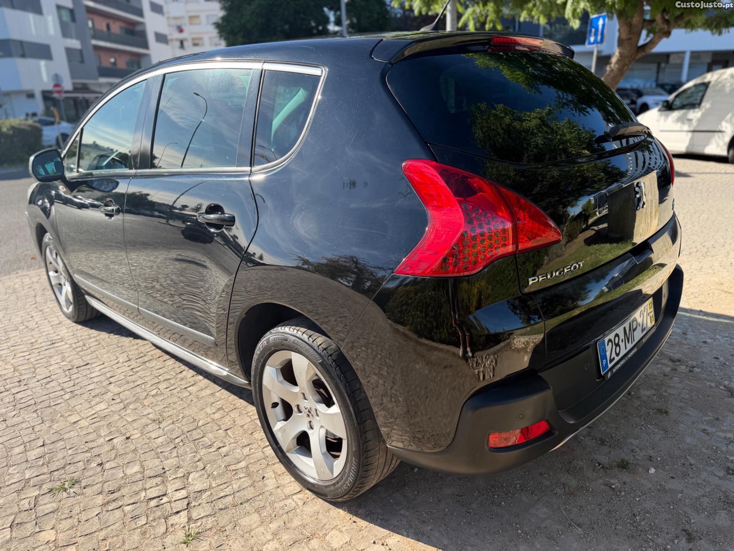 Peugeot 3008 1.6 Hdi Sport - 12 foto 2