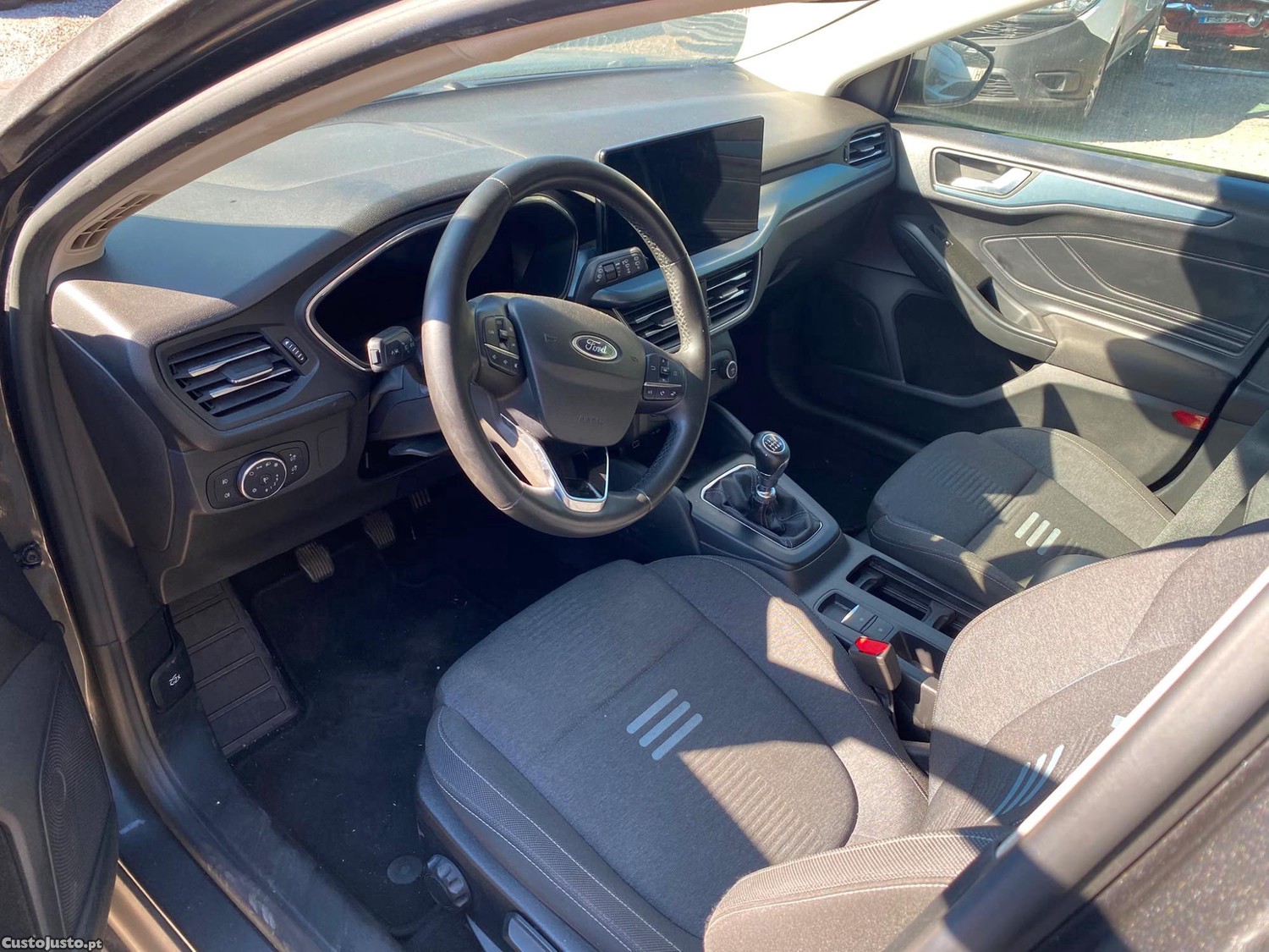 Ford Focus 1.0 Active X - 23 foto 3