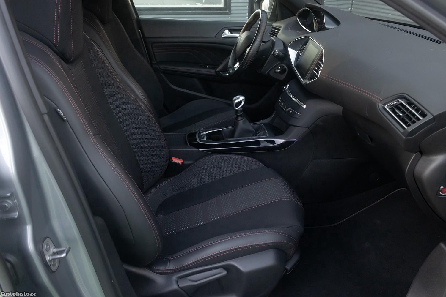 Peugeot 308 1.5 BlueHDi GT Line — fotografia 5
