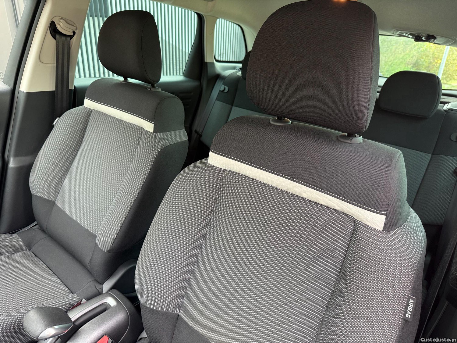 Citroën C3 Aircross 1.2 PureTech Feel - 19 foto 4