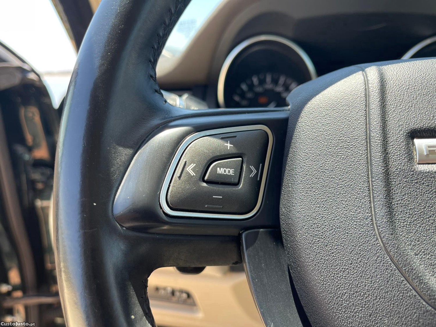 Land Rover Evoque 2.2 TD4 Dynamic Auto — fotografia 6
