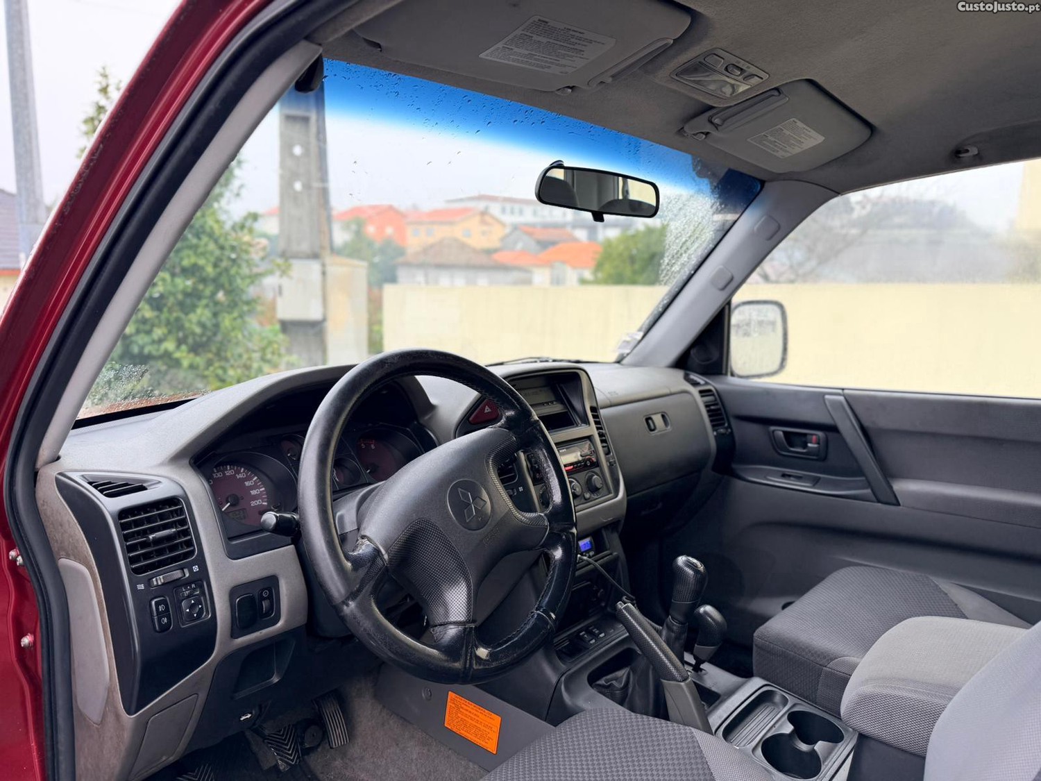 Mitsubishi Pajero 3.2 DI-D GLS — fotografia 2