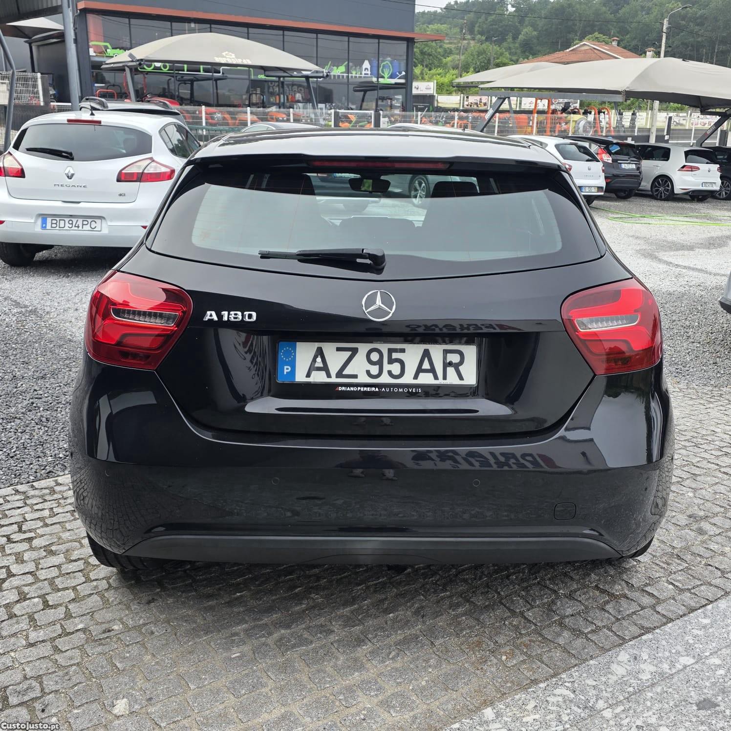 Mercedes-Benz A 180 Dynamic Edition — fotografia 16