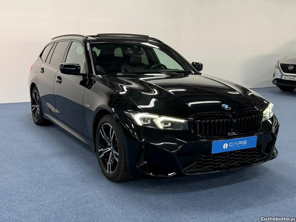 BMW 330 e Touring Pack M Aut — fotografia 25
