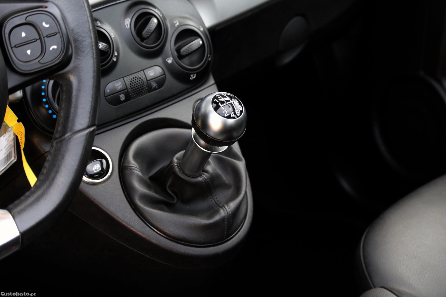 Fiat 500C 1.0 Hybrid Connect — fotografia 27