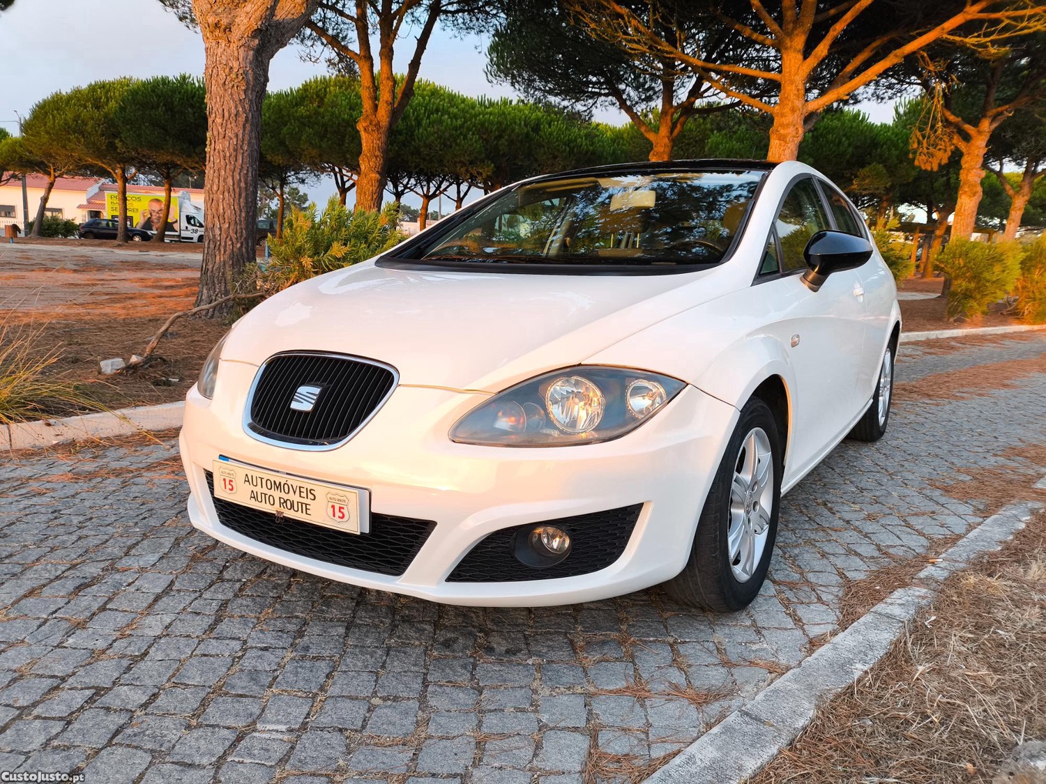 SEAT Leon 1.6TDi Ecomotive 105cv — fotografia 7