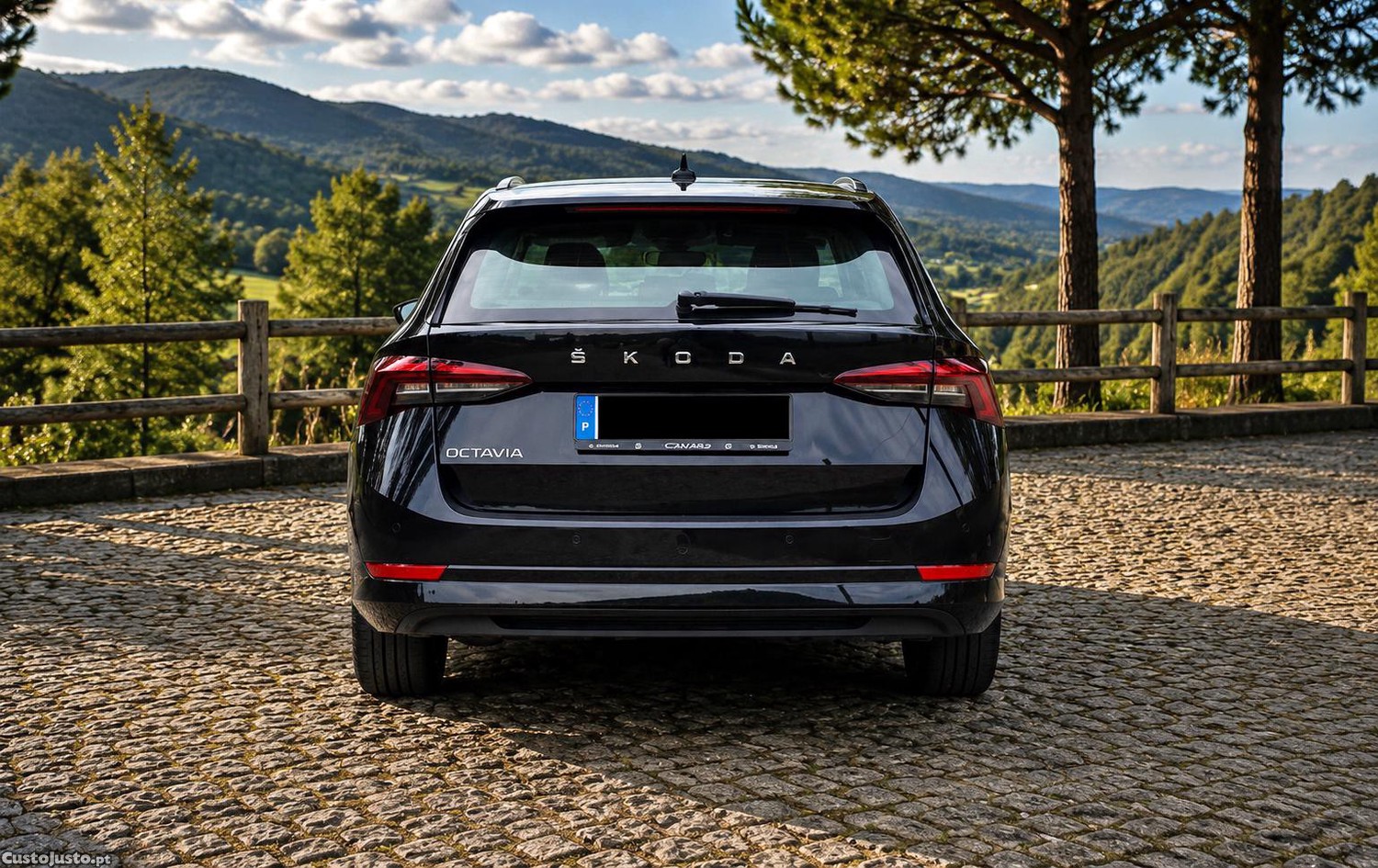 Skoda Octavia Break 2.0 TDI Style — fotografia 9