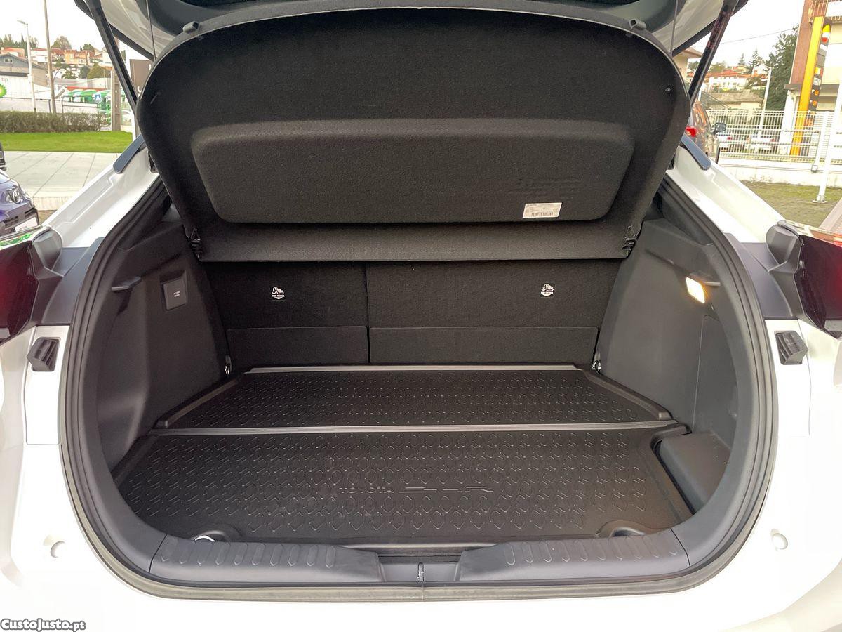 Toyota C-HR 2.0 HDF Plug-in Square Collection — fotografia 7