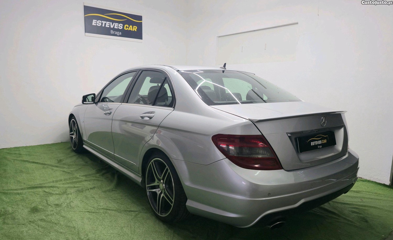 Mercedes-Benz C 220 AMG FULL EXTRAS - 07 foto 5
