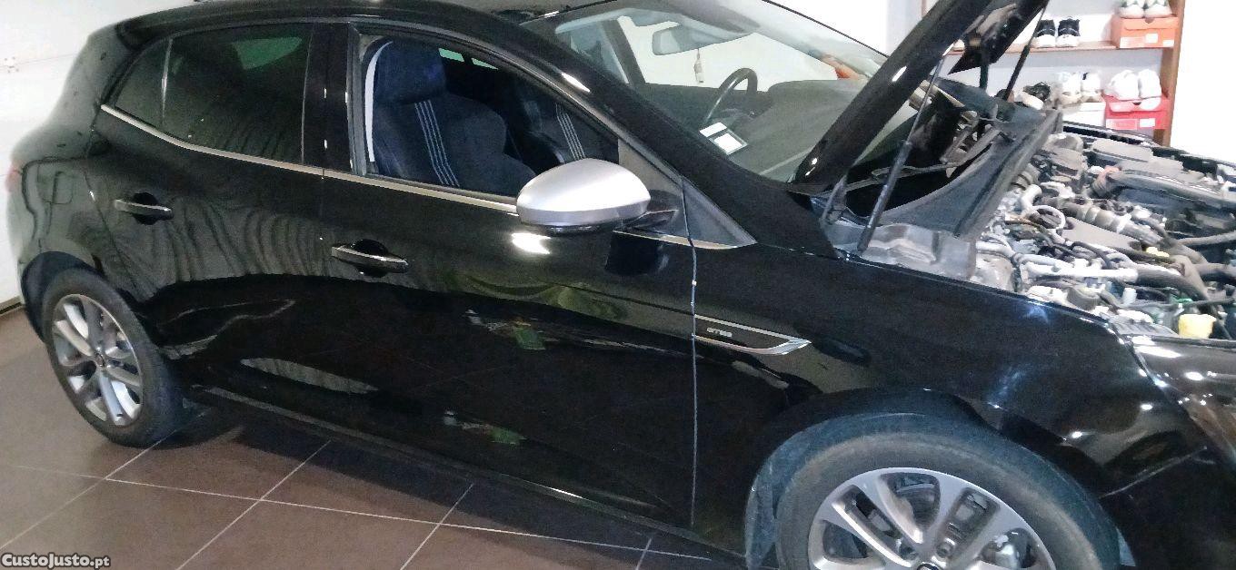 Renault Mégane GT line — fotografia 9