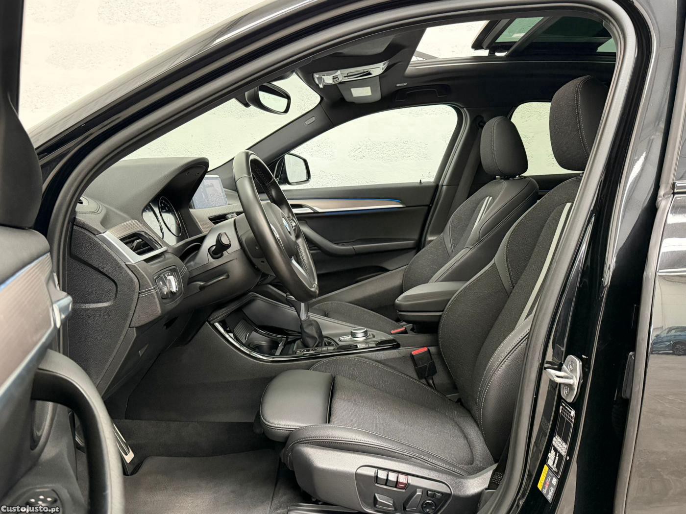 BMW X2 25 e xDrive X Pack M — fotografia 23