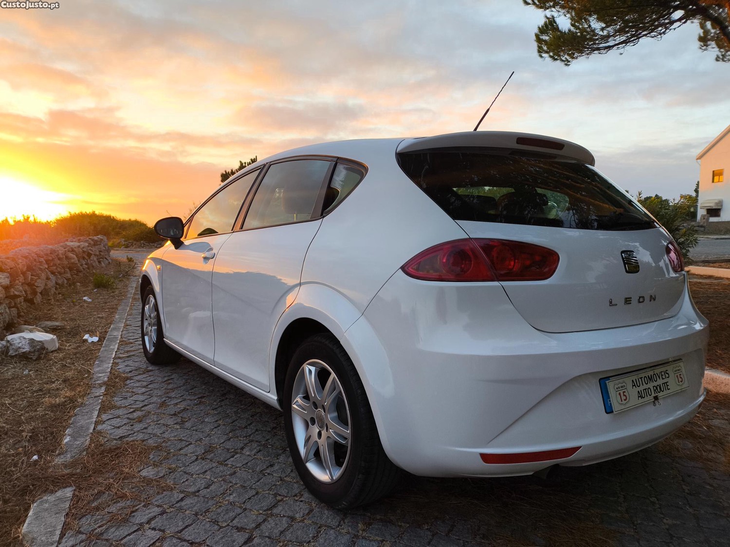 SEAT Leon 1.6TDi Ecomotive 105cv — fotografia 5