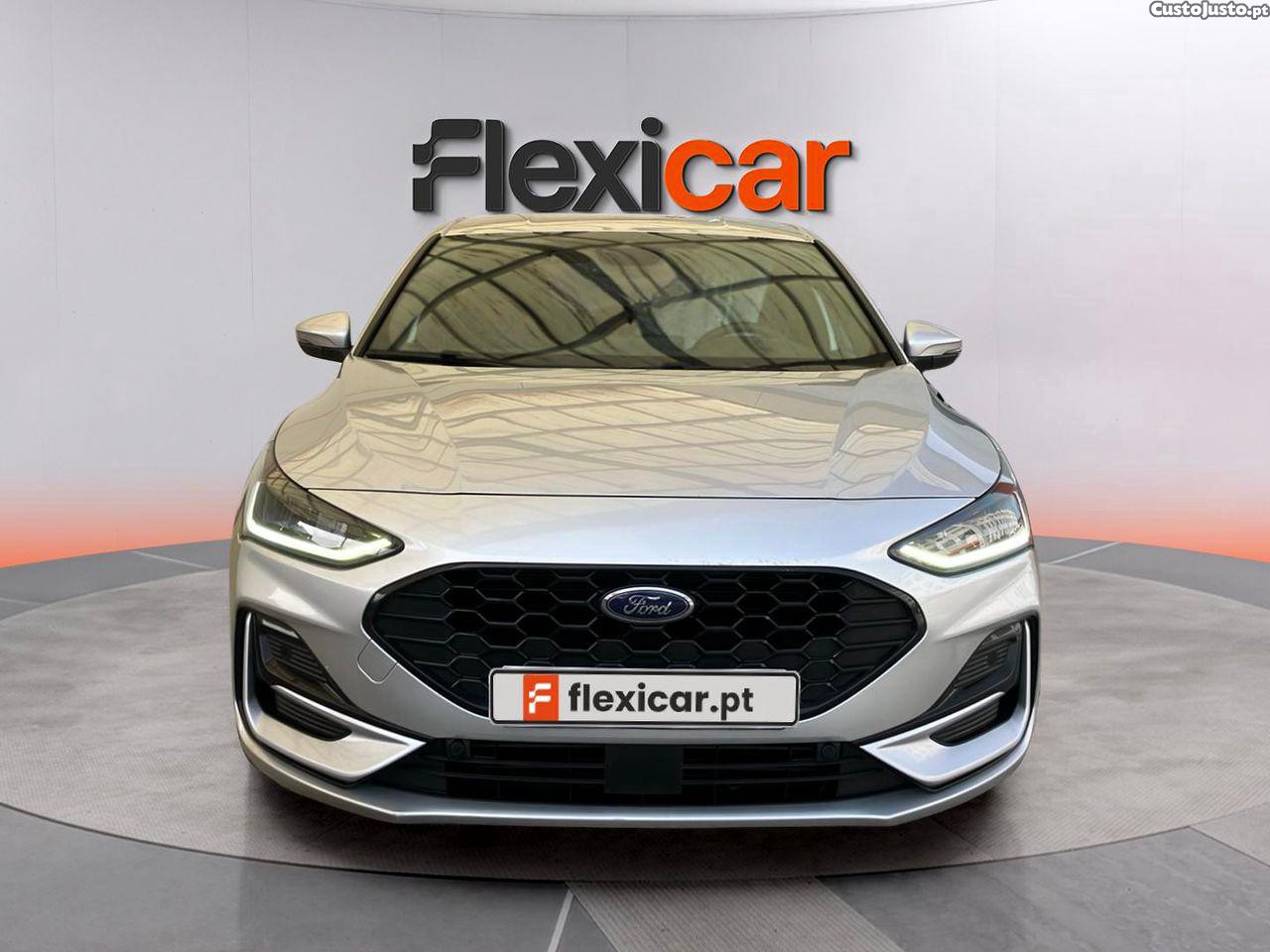 Ford Focus 1.0 EcoBoost MHEV ST-Line — fotografia 18