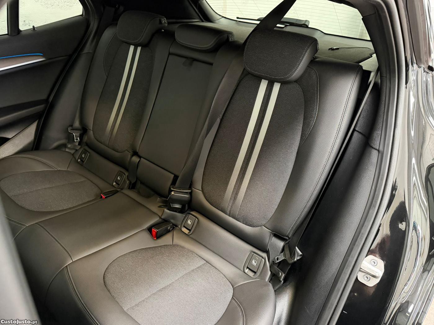 BMW X2 25 e xDrive X Pack M — fotografia 5