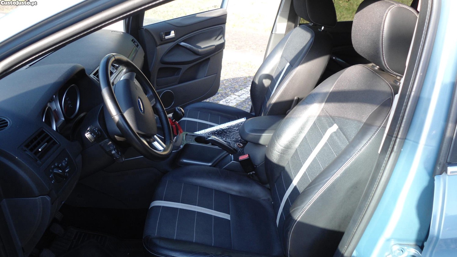 Ford Kuga 2.0 TDCI Titanium 107.000,kms — fotografia 4