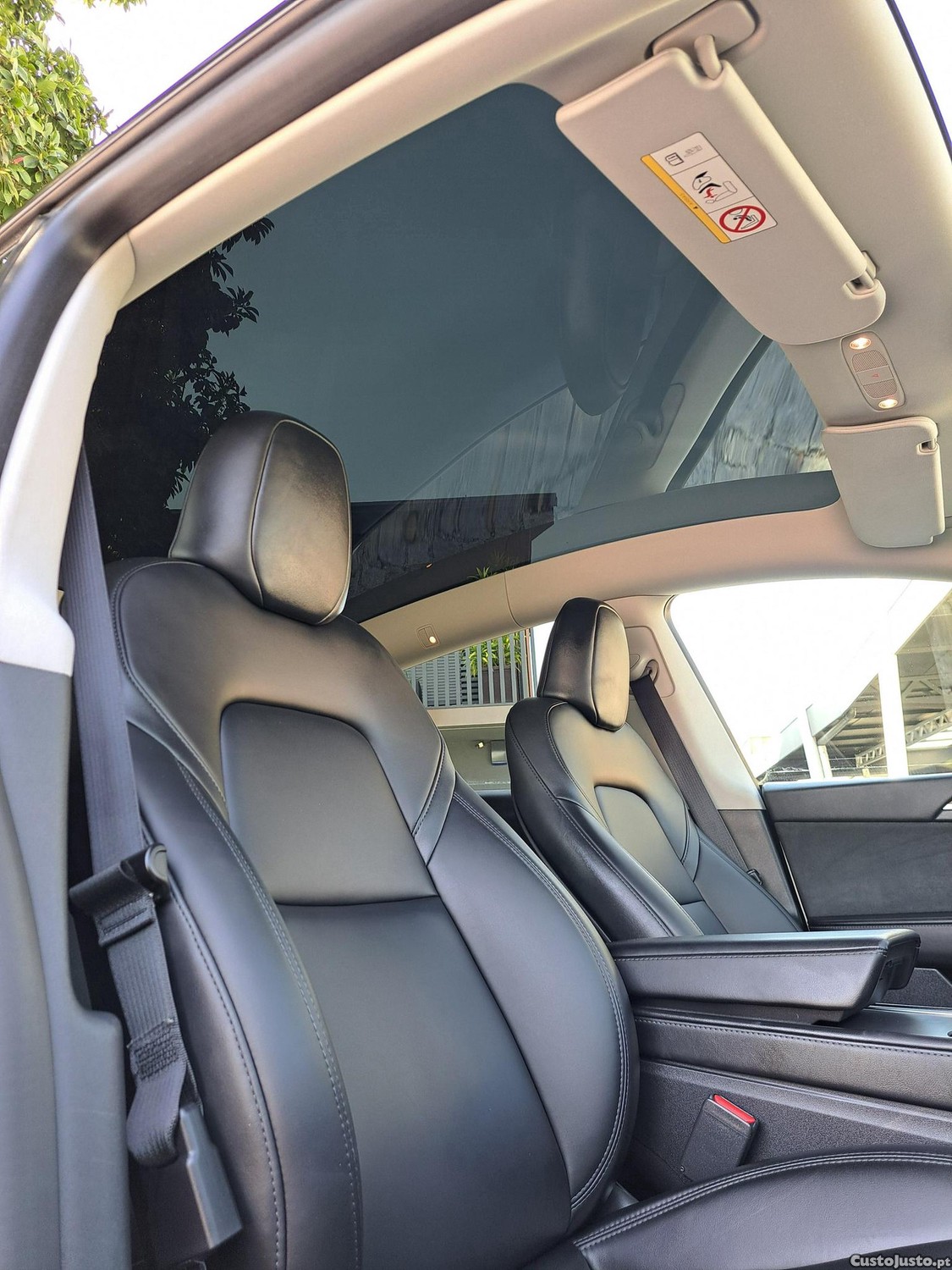 Tesla Model Y Performance Dual Motor — fotografia 7