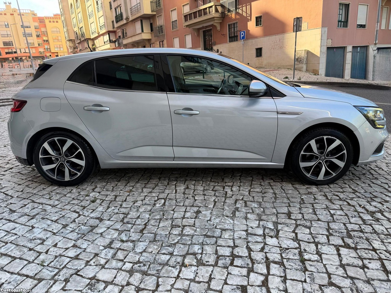 Renault Mégane 1.2 TCE Limited — photo 4