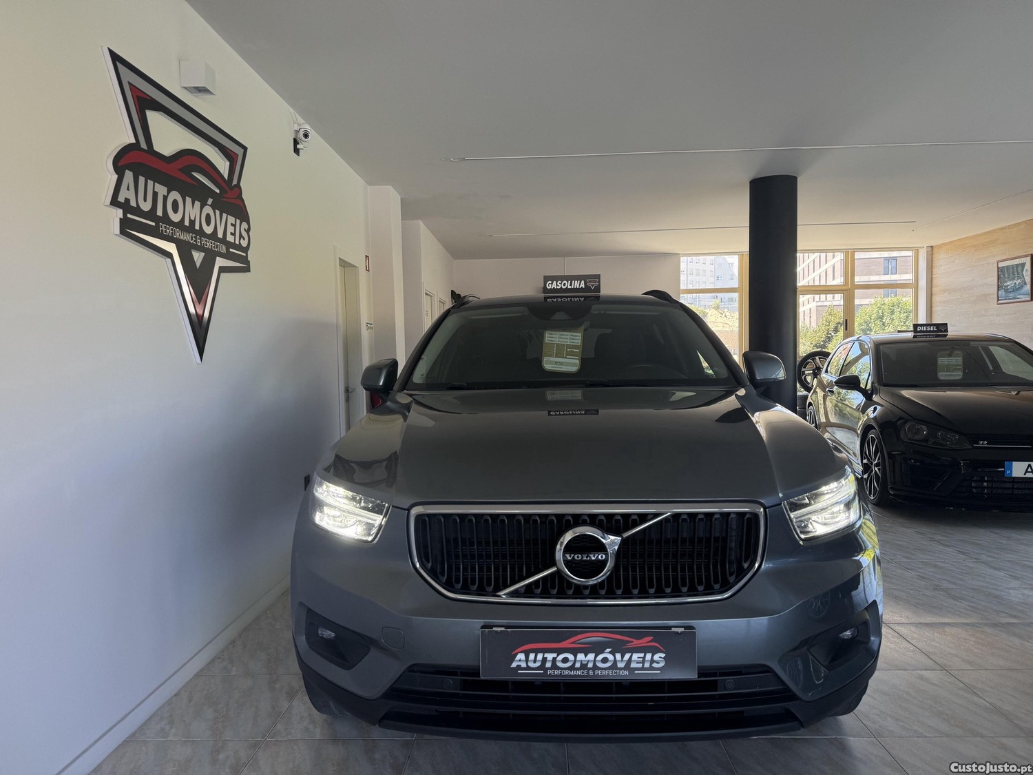 Volvo XC40 1.5 Turbo 155cv - 18 — photo 2