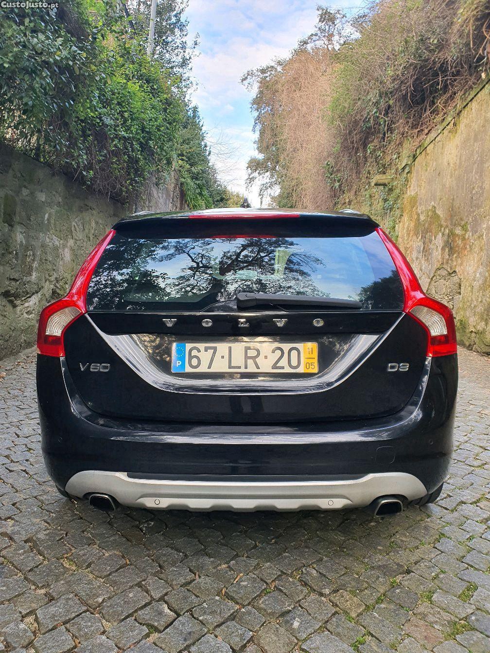Volvo V60 D3 2.0 5 Cilindros — fotografia 9