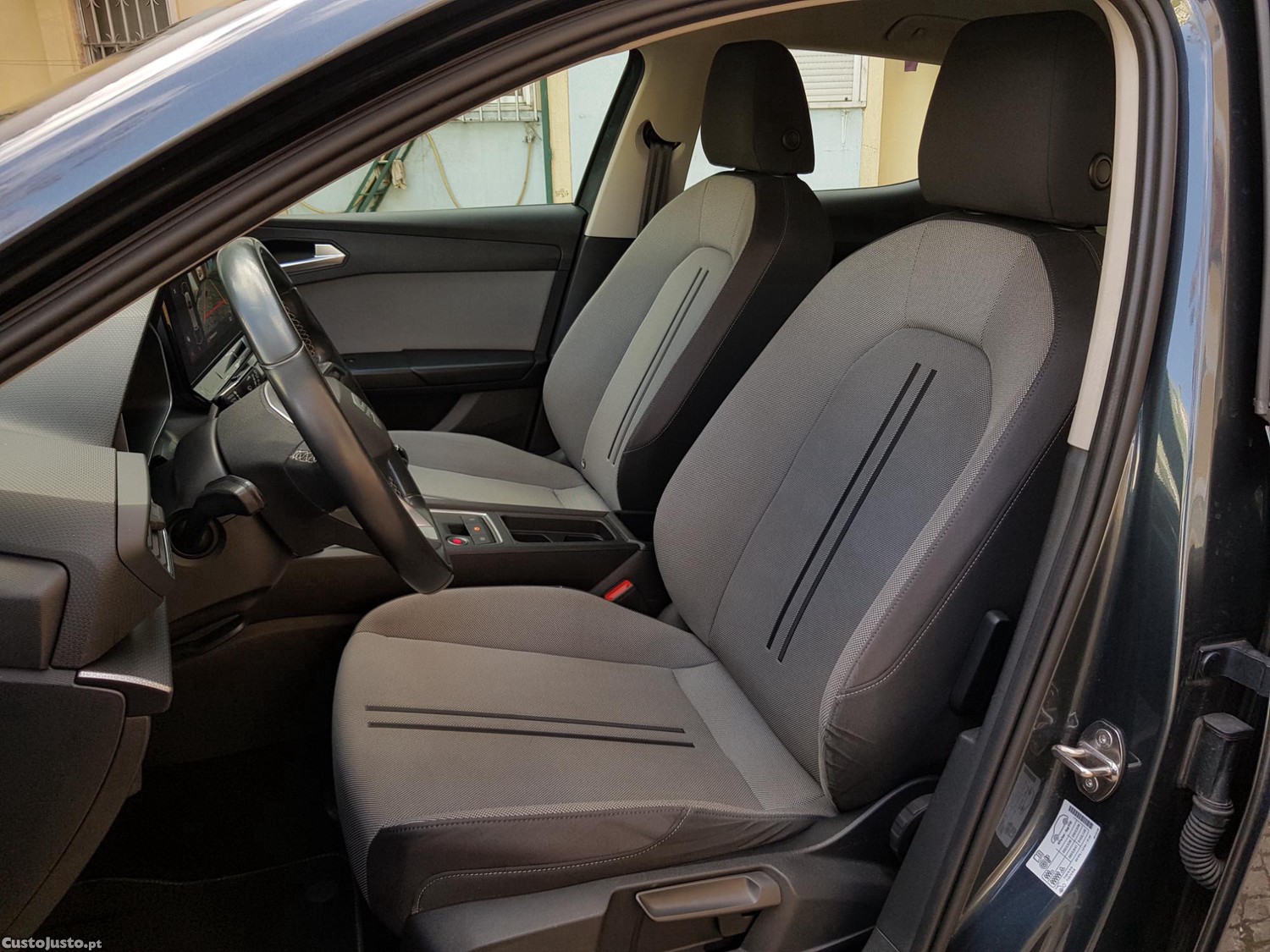 SEAT Leon 2.0 TDi 115cv Nacional — fotografia 4