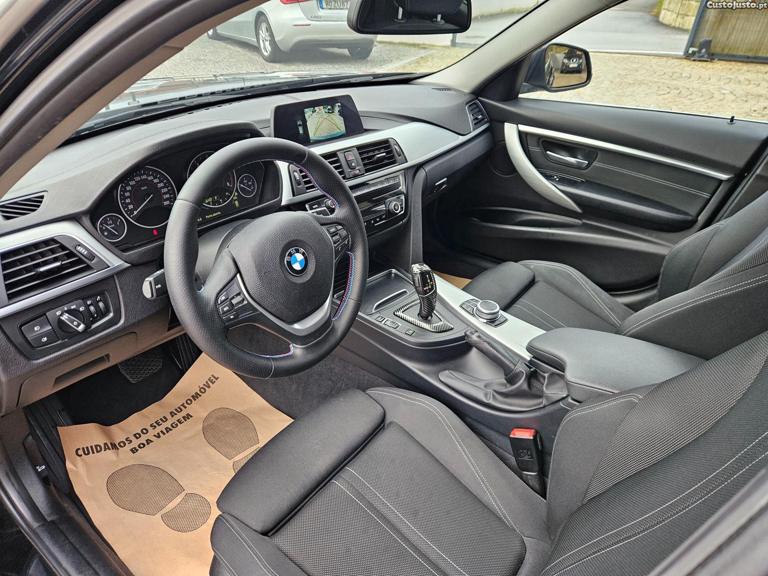 BMW 318 D TOURING SPORT LINE — fotografia 13