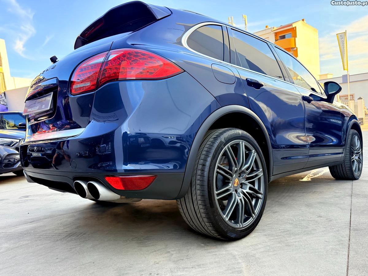 Porsche Cayenne Turbo — fotografia 10