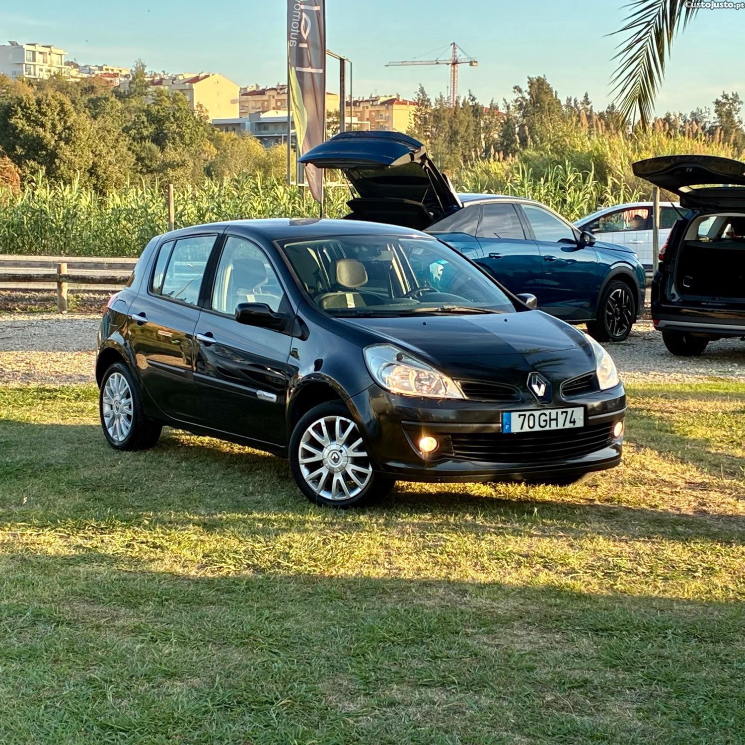 Renault Clio 1.2 Rip Curl · Nacional — photo 2