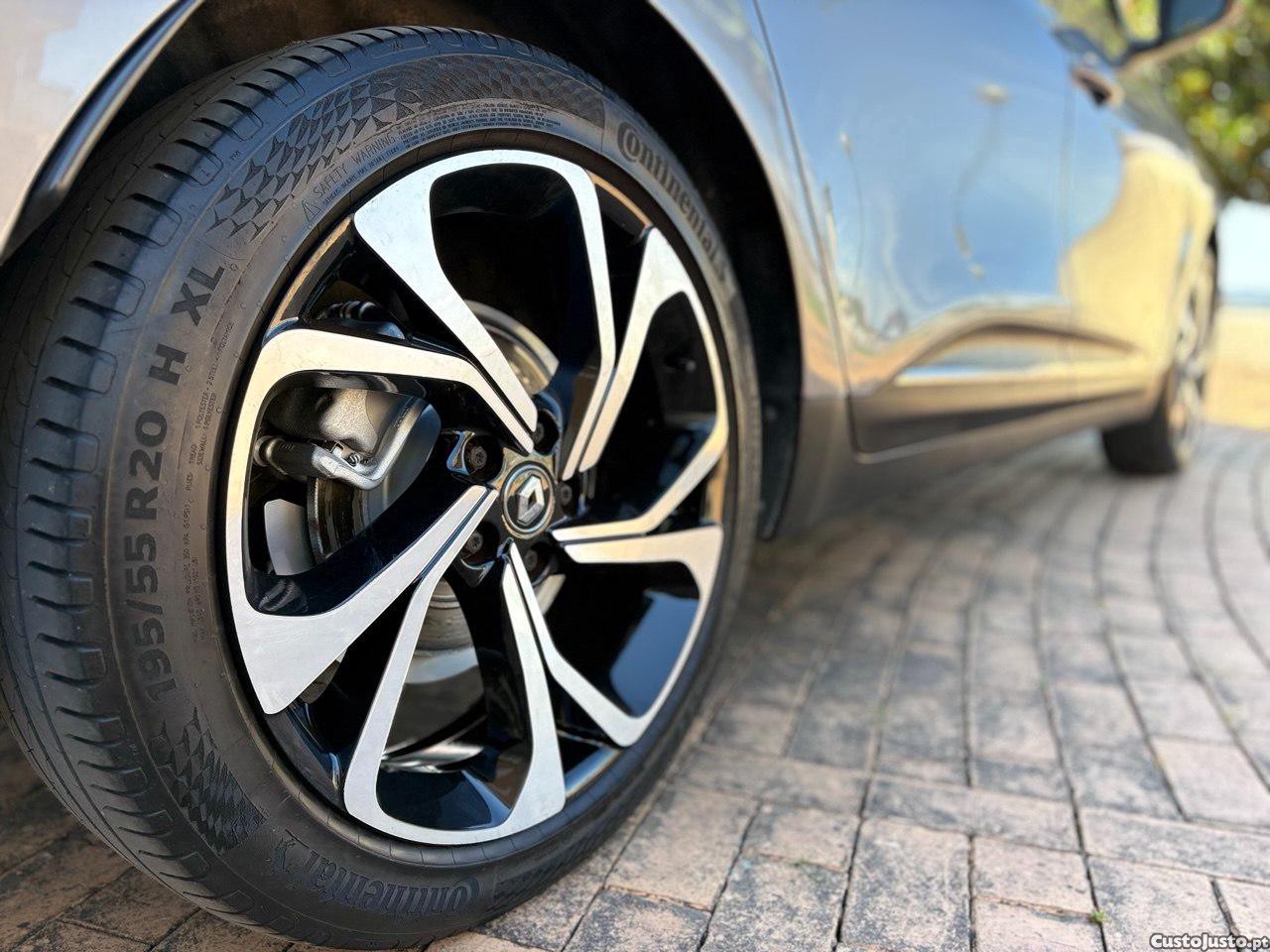 Renault Grand Scénic 1.5 dci Bose Edition — fotografia 10