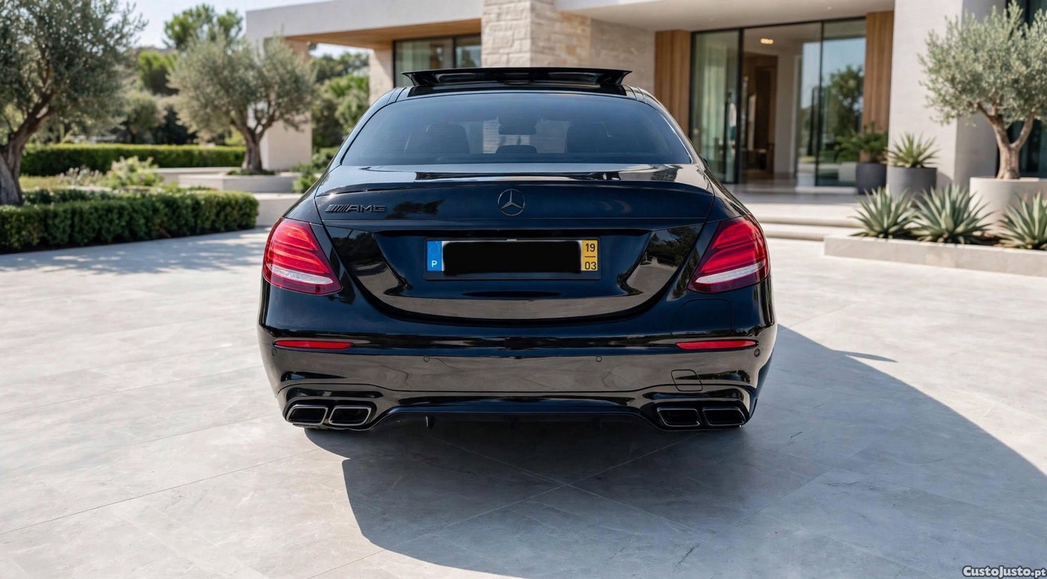 Mercedes-Benz E 300 de EQ Power AMG - 19 — photo 3