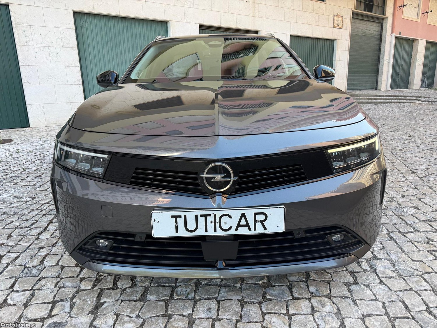 Opel Astra Sports Tourer 1.5 D Elegance — photo 2