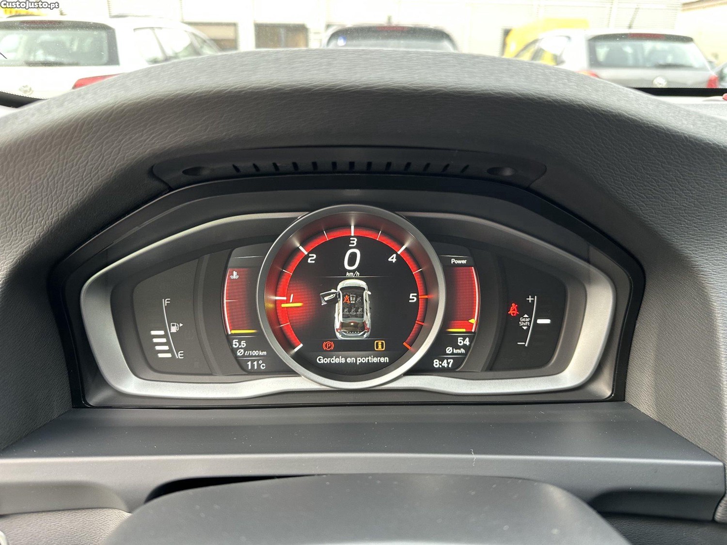 Volvo V60 D2 Kinetic — fotografia 3