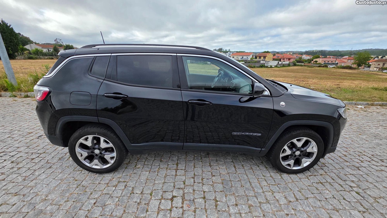 Jeep Compass Limited 2.0 Diesel 4x4 -11/ 2017 - 17 foto 4