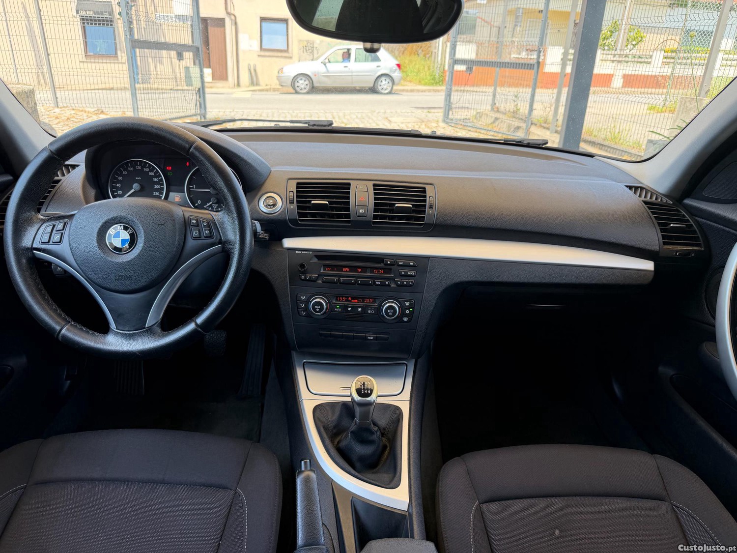 BMW 118 d 5P (Nacional) — fotografia 6