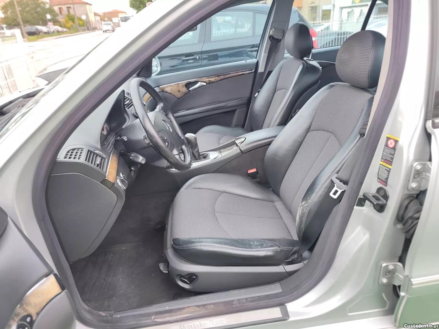 Mercedes-Benz E 220 CDi Avantgard — fotografia 12