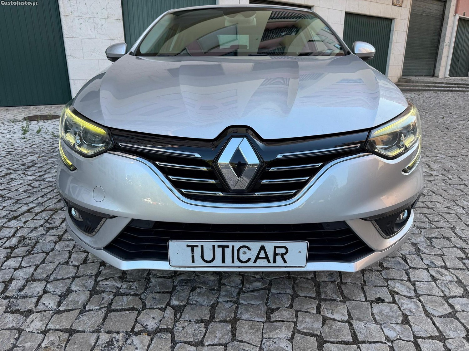 Renault Mégane 1.2 TCE Limited — photo 2