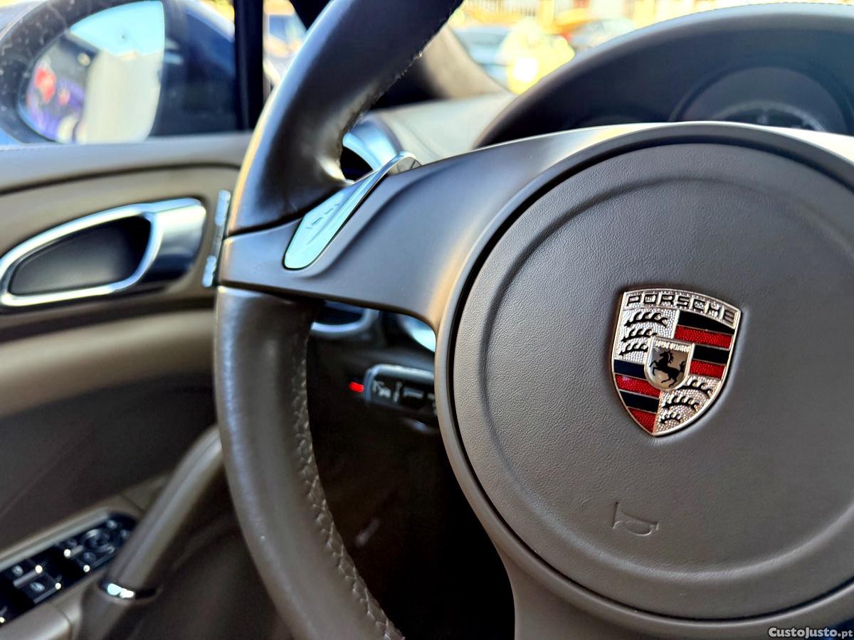 Porsche Cayenne Turbo — fotografia 49