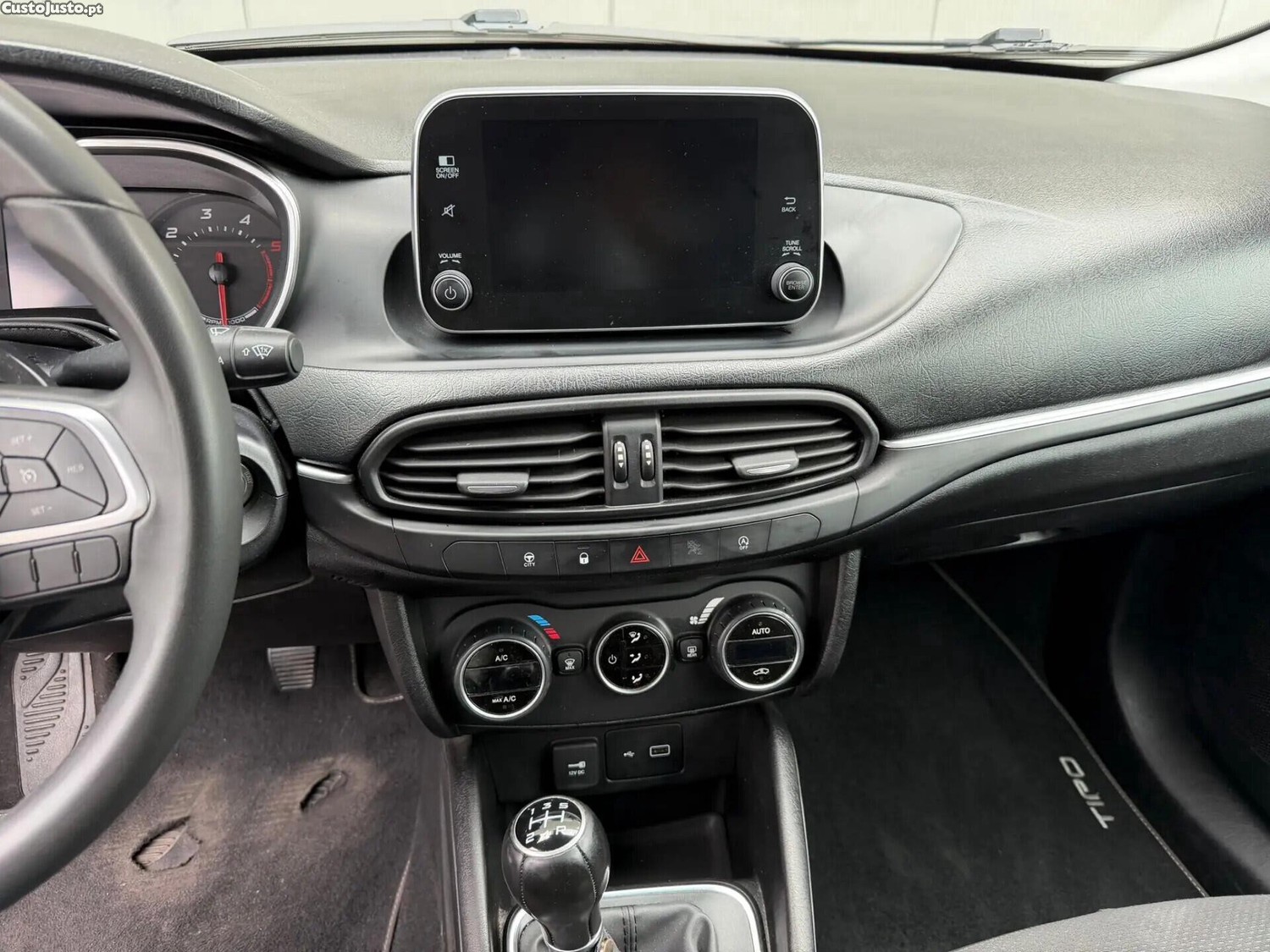 Fiat Tipo 1.3 Multijet City Life — fotografia 7