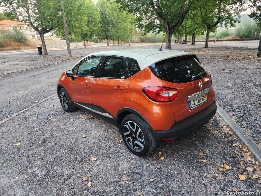 Renault Captur 1.5 dCi Expression — fotografia 11