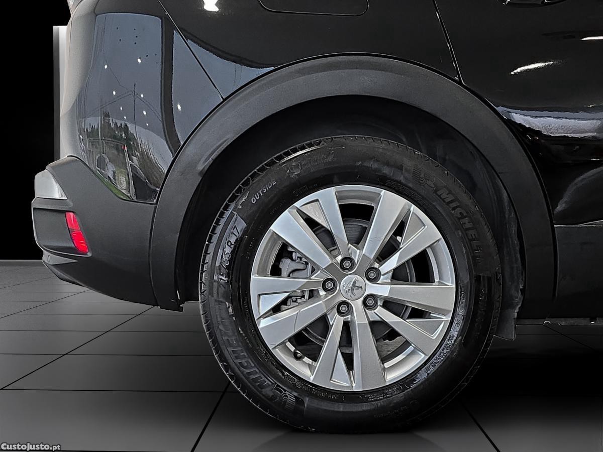 Peugeot 3008 1.5 BlueHDi Allure E — fotografia 5