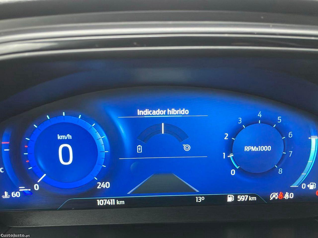 Ford Focus 1.0 EcoBoost MHEV ST-Line — fotografia 8