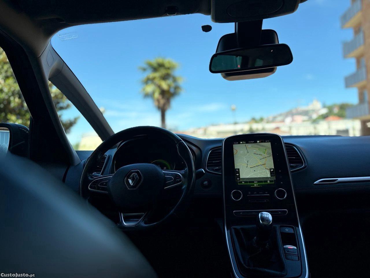 Renault Grand Scénic 1.5 dci Bose Edition — fotografia 9