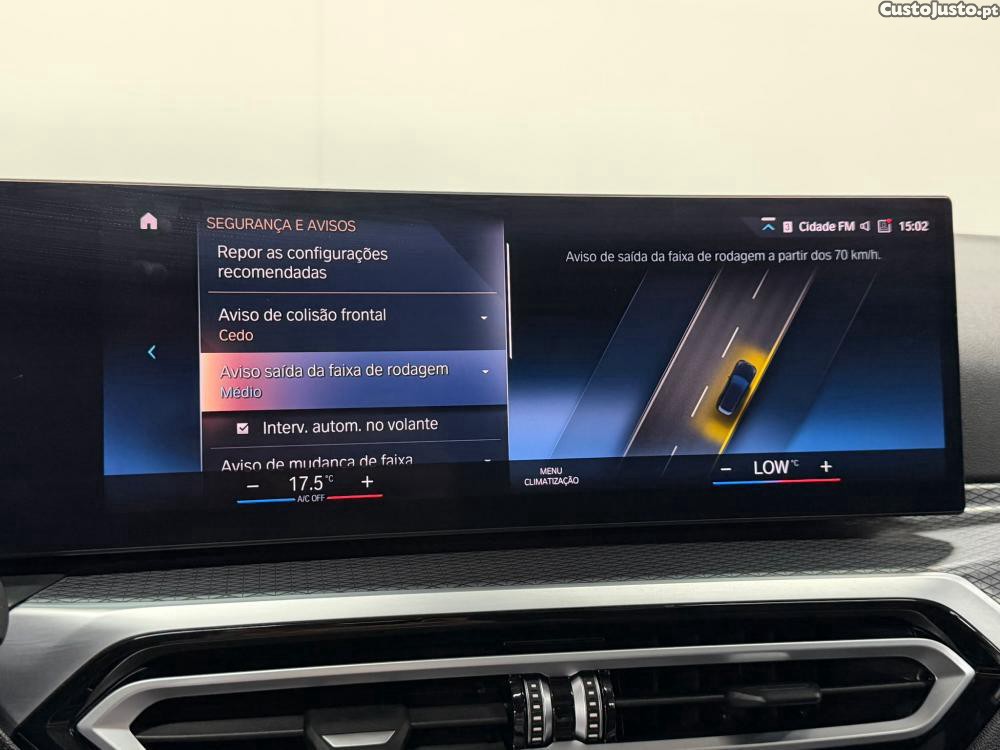BMW 330 e Touring Pack M Aut — fotografia 3