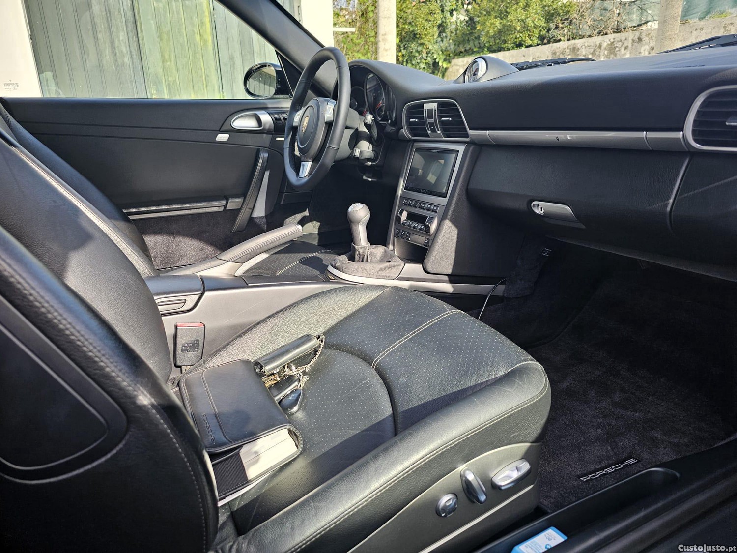 Porsche 911 Carrera - 08 — photo 3
