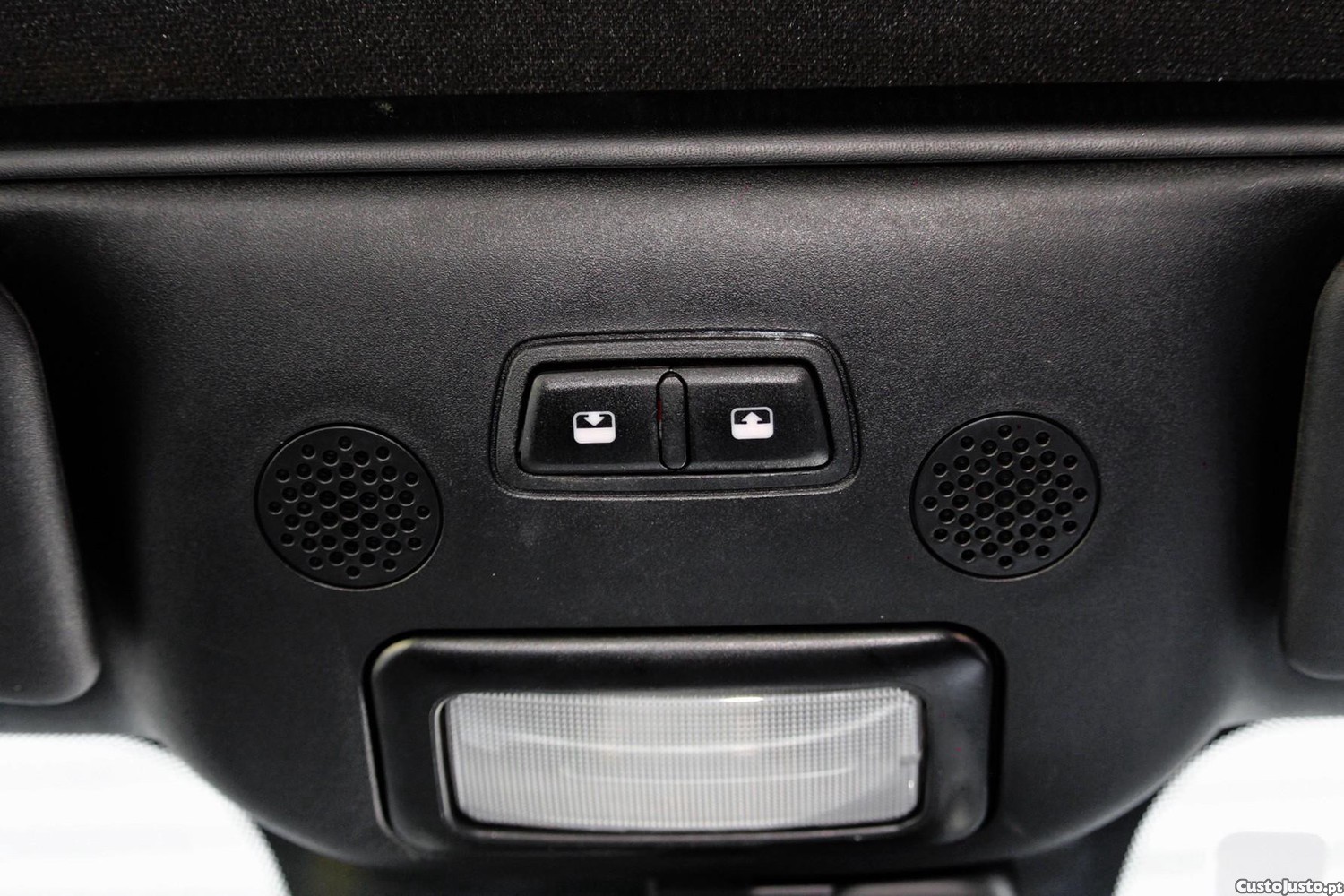 Fiat 500C 1.0 Hybrid Connect — fotografia 10