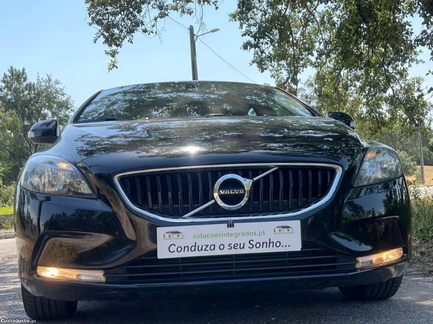 Volvo V40 2.0 d2 momentum — fotografia 10