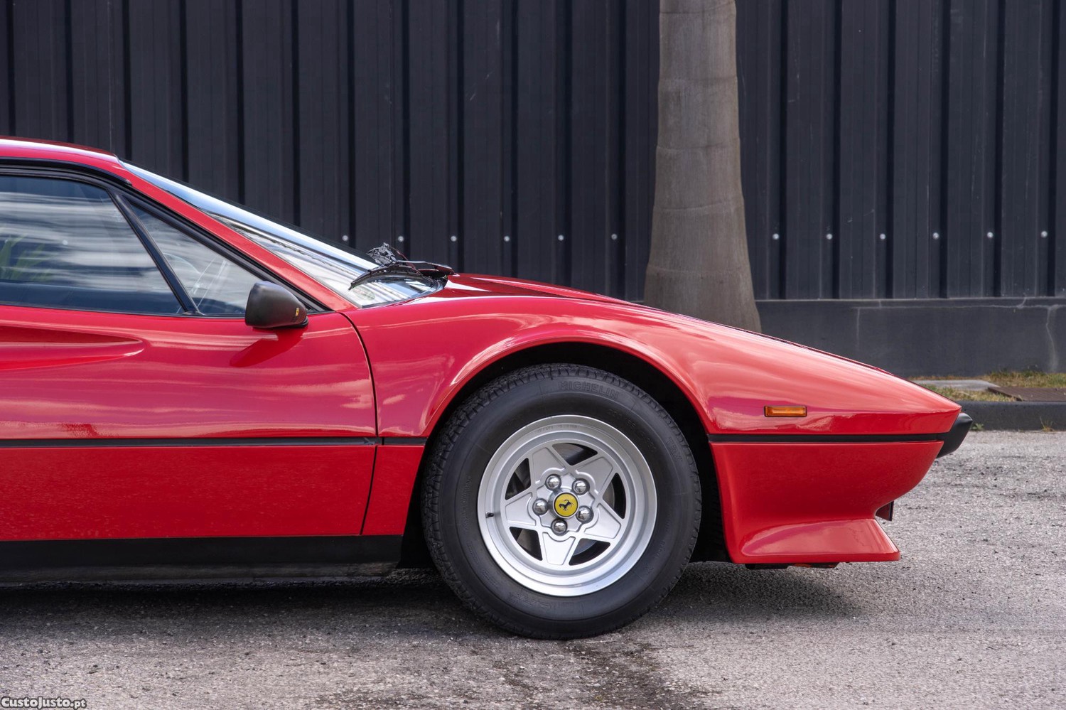Ferrari 208 GTB Turbo — fotografia 13