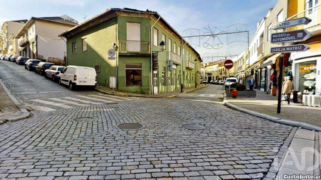 Prédio T10 em Fafe de 1346,00 m²